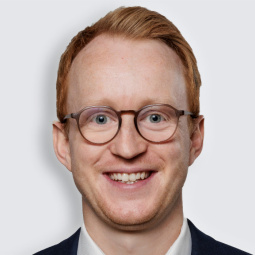 Portrait-Foto von Jakob Eckardt