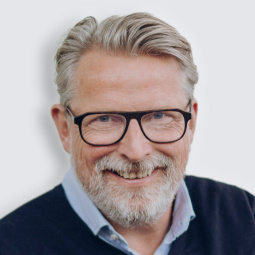 Portrait-Foto von Michael Lucke