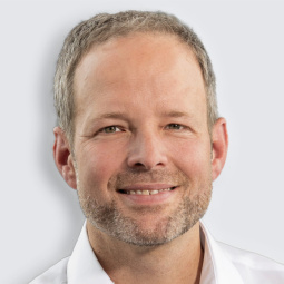 Portrait-Foto von Stefan Nykamp