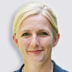 Portrait-Foto von Dr. Anna Wallbrecht
