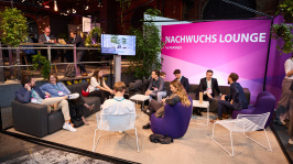 Junge Erwachsene in der BDEW Nachwuchslounge