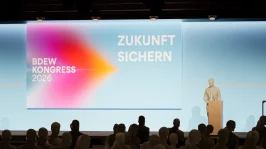 Visualisierung der Plenumsbühne