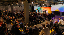 Podiumsdiskussion in einer Themensession auf dem BDEW Kongress 2025