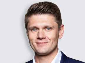 Portrait-Foto von Carlo Cumpelik