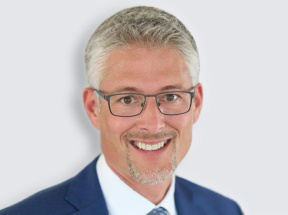 Portrait-Foto von Steffen Jäger