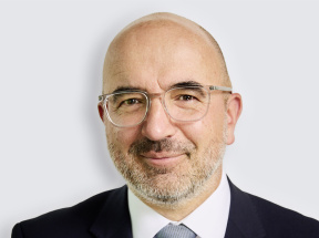 Porträt-Foto von Bernhard Kluttig