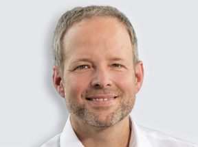 Portrait-Foto von Stefan Nykamp