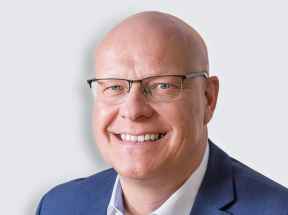 Portrait-Foto von Kirk Reineke